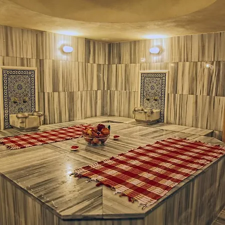 فندق La Vita's 3*