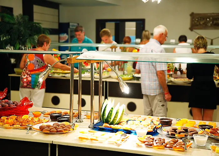 La Vita's Hotel Side