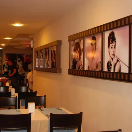 La Vita's ホテル 3*