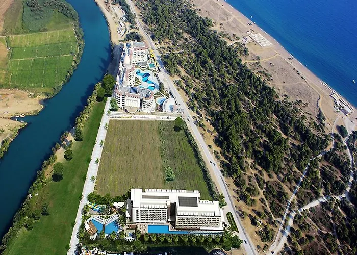 La Vita's Hotel Side