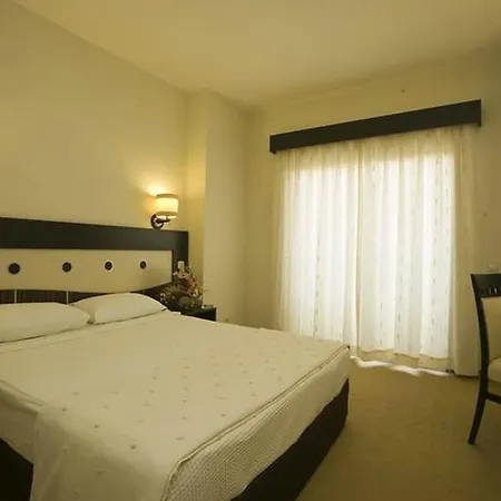 La Vita's Otel 3*